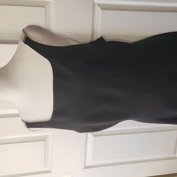 TAHARI BLACK DRESS METAL DETAILS ON SHOULDERS SIZE 12 SPAGHETTI STRAPS BACK - Picture 6 of 13